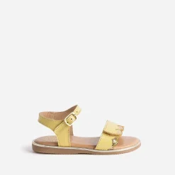 Sandale BUGGY jaune en cuir verni
