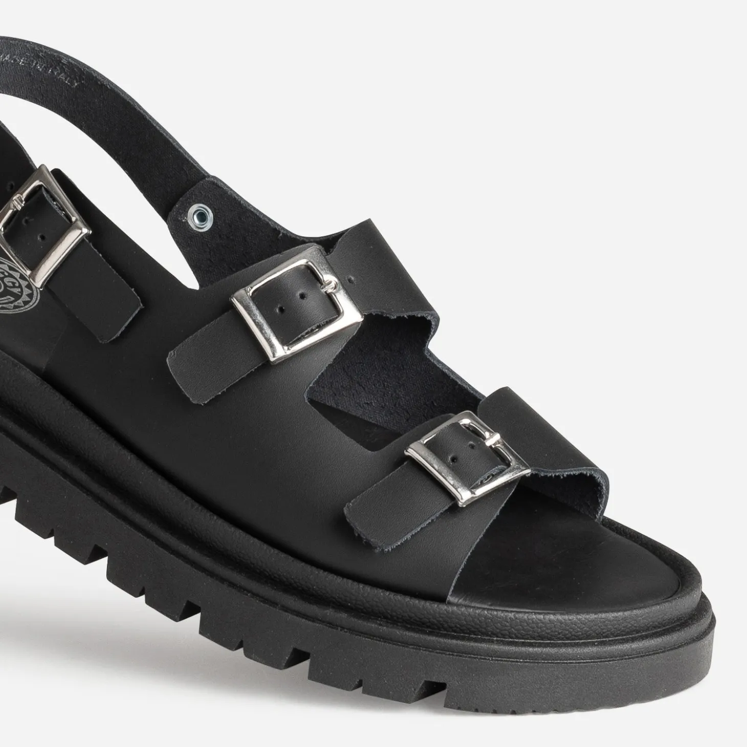 Sandale BUGGY noir cuir semelle crantée