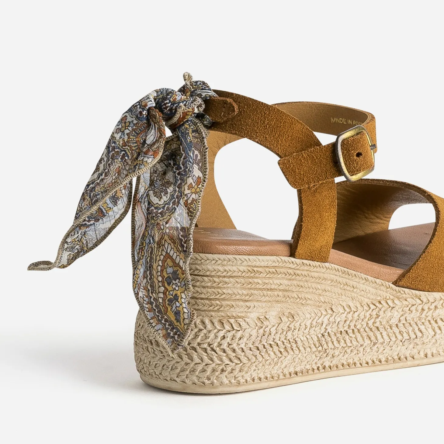 Sandale compensée camel cuir velours éco-conçu