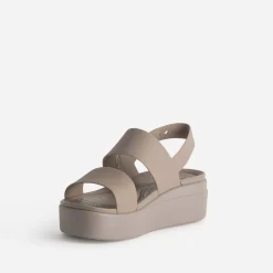 Sandale CROCS beige foncé à plateforme