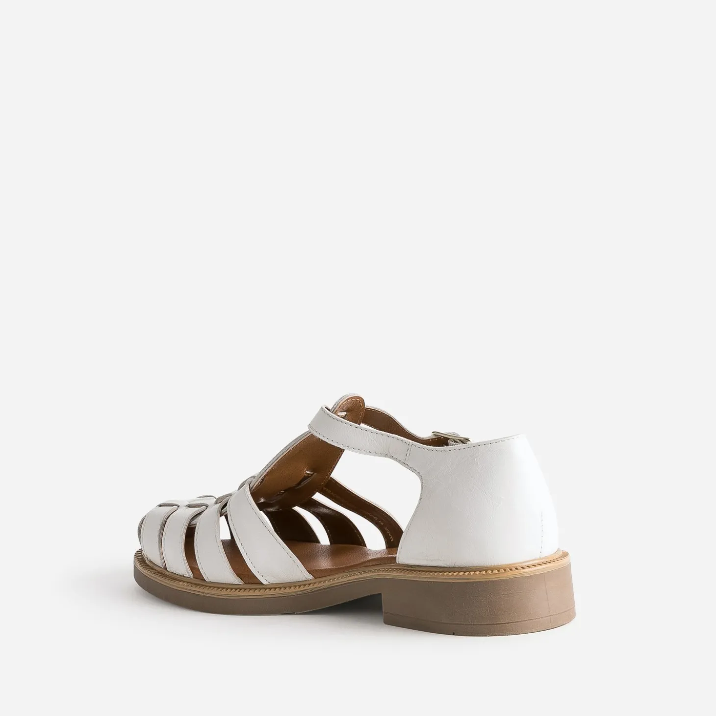 Sandale écrue en cuir à brides tressées