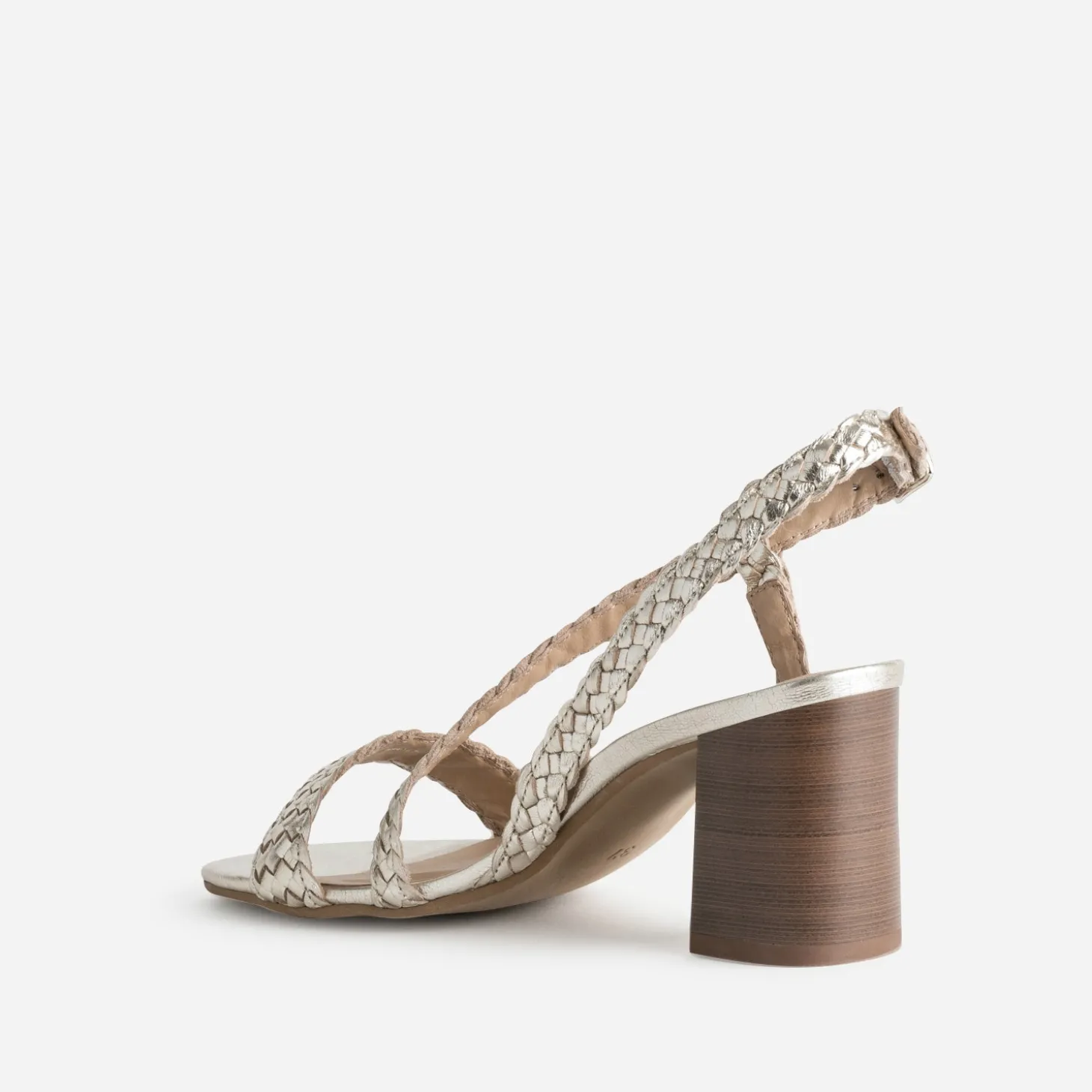 Sandale dorée cuir tressé