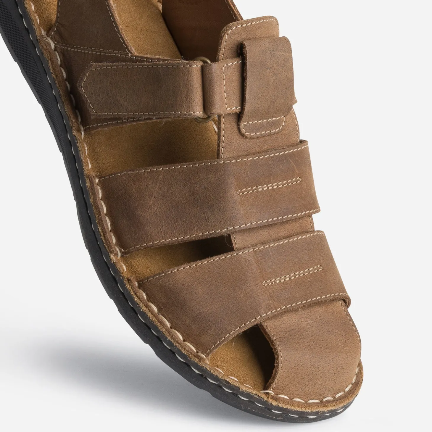 Sandale fermée marron en cuir