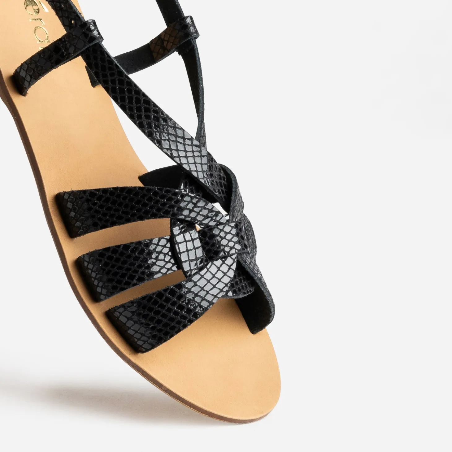 Sandale noire effet python verni