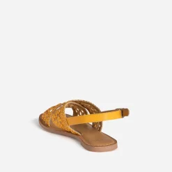 Sandale ocre cuir tressé