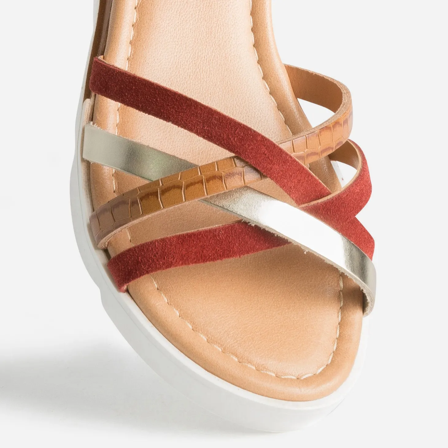 Sandale TBS cognac en cuir à brides rouille et dorée