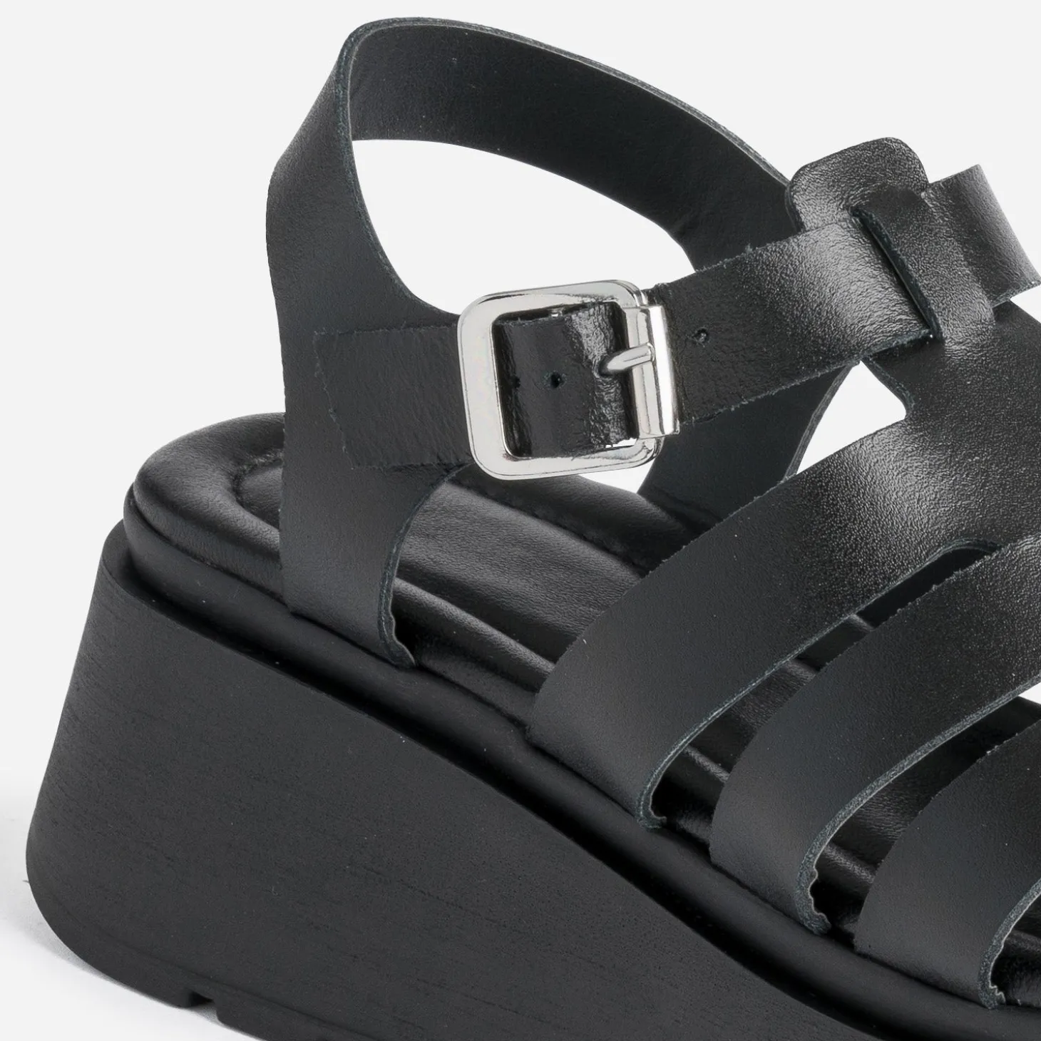 Sandale TEXTO noire en cuir semelle plateforme