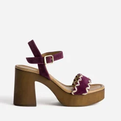 Sandale TEXTO prune en cuir velours brodé
