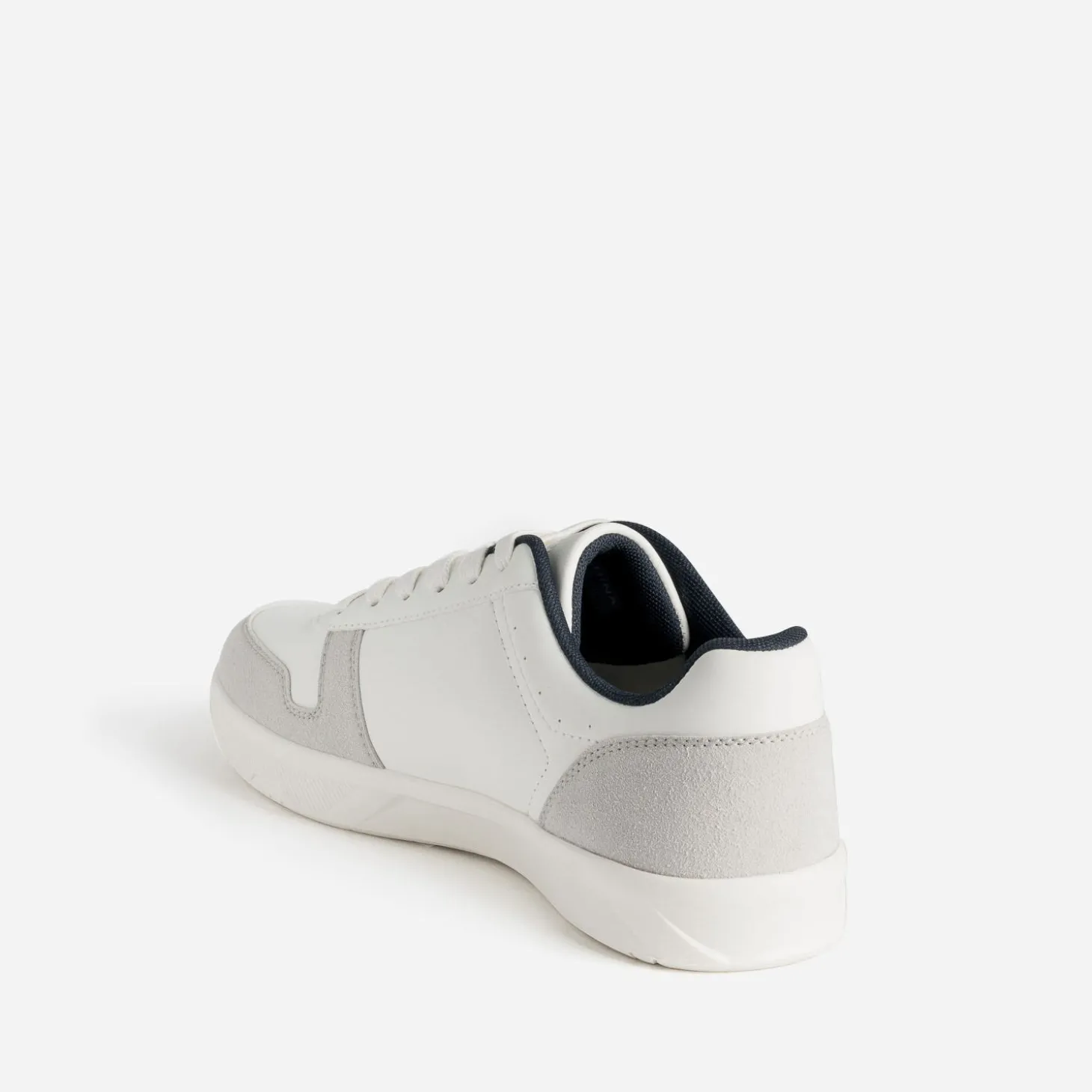Tennis blanche, gris clair et marine