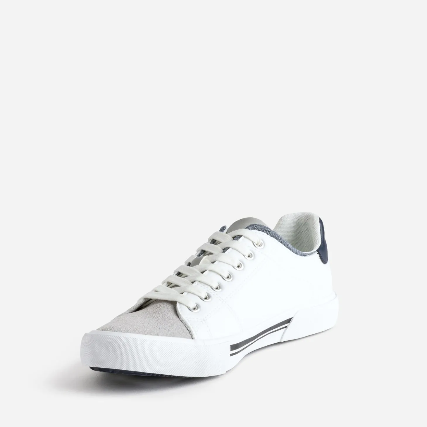Tennis blanche, grise, marine