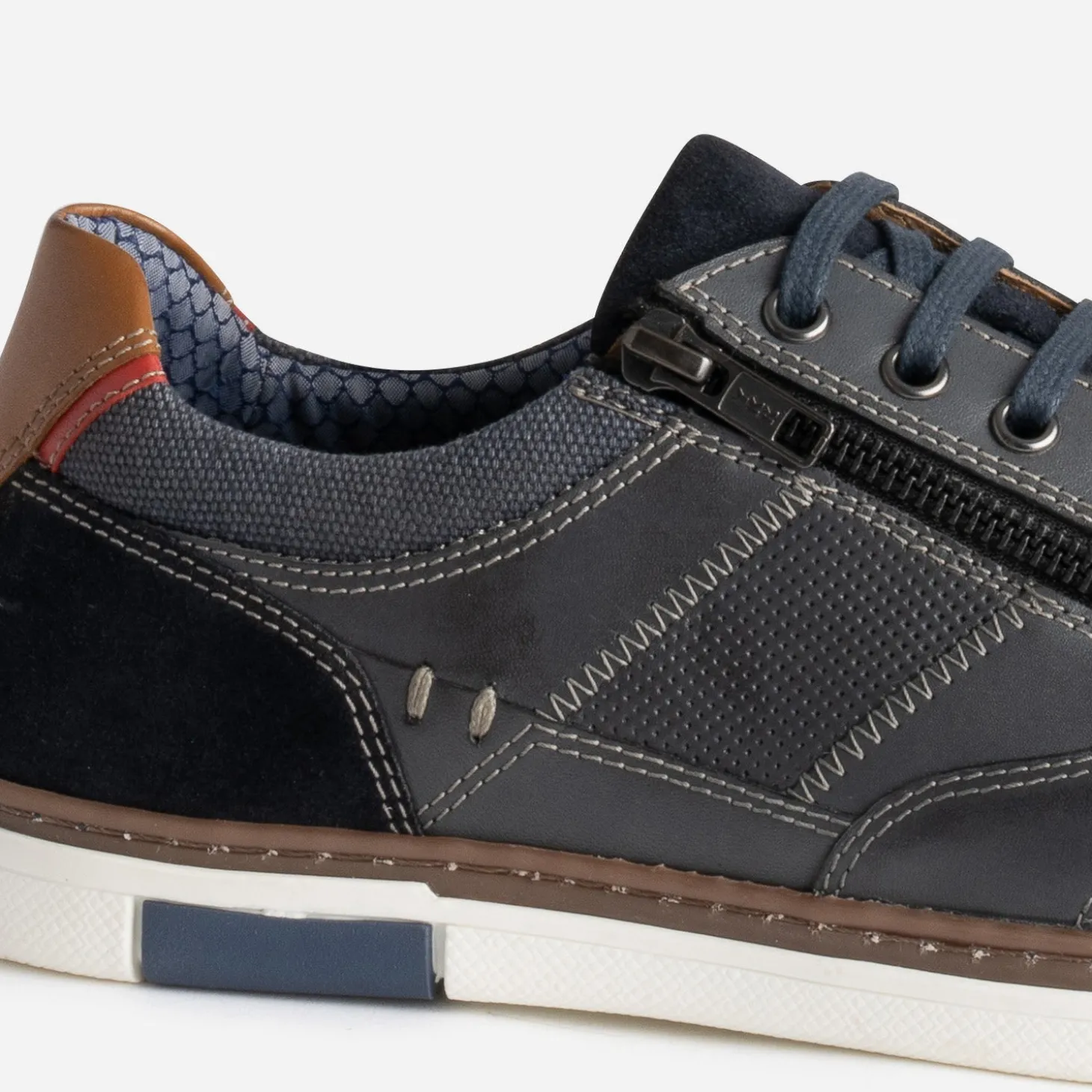 Tennis bleu marine cuir