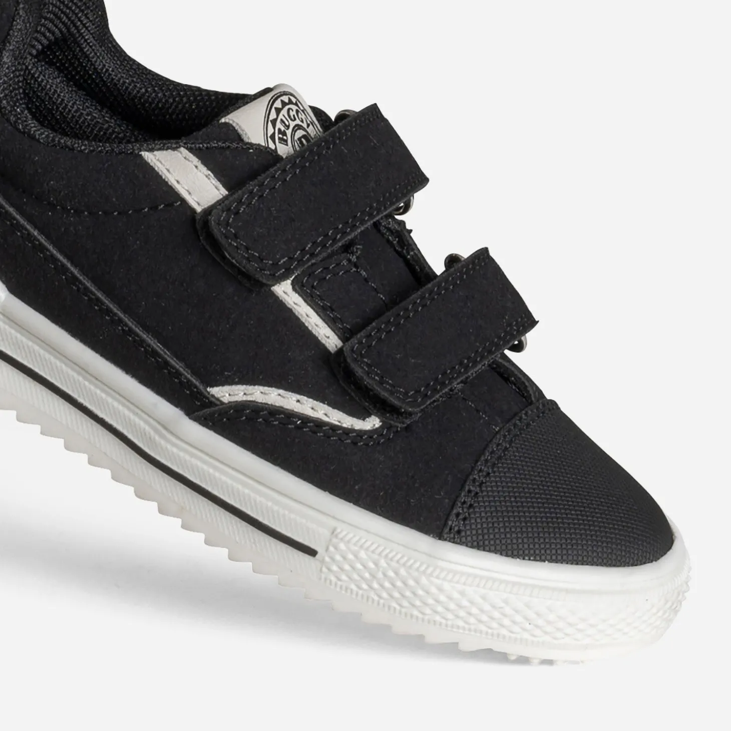 Tennis BUGGY noire en toile détails blancs