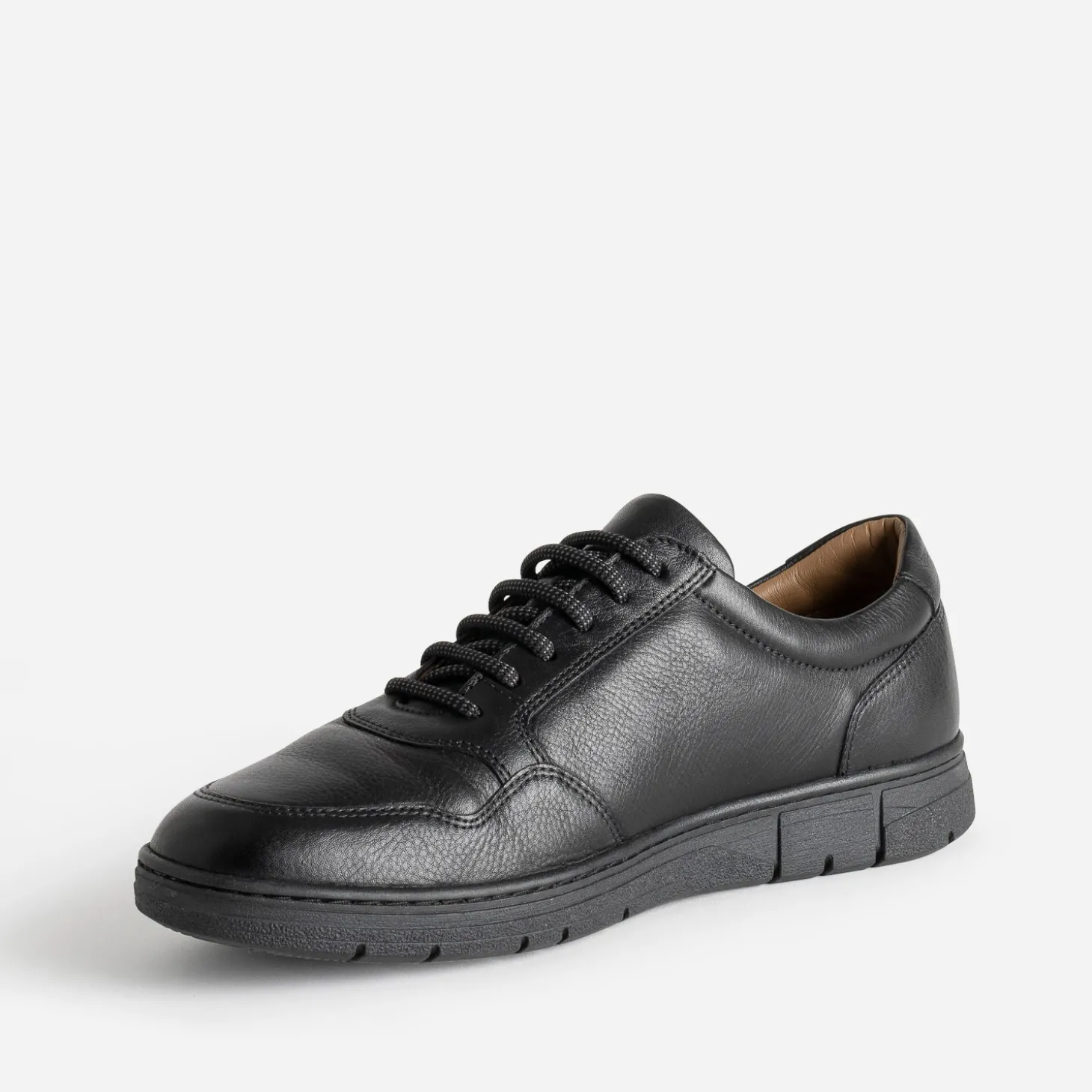 Tennis FRANCE ARNO noir en cuir