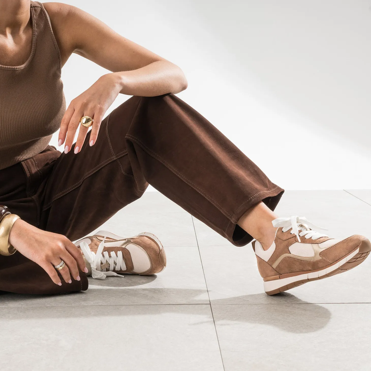 Tennis marron, beige et doré semelle amovible