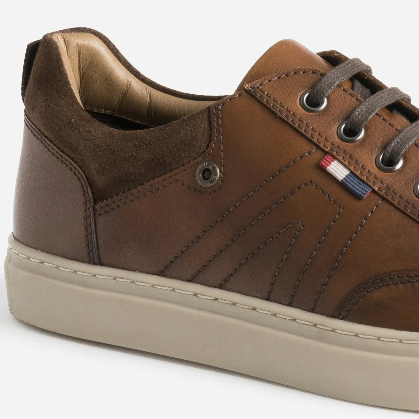 Tennis marron en cuir