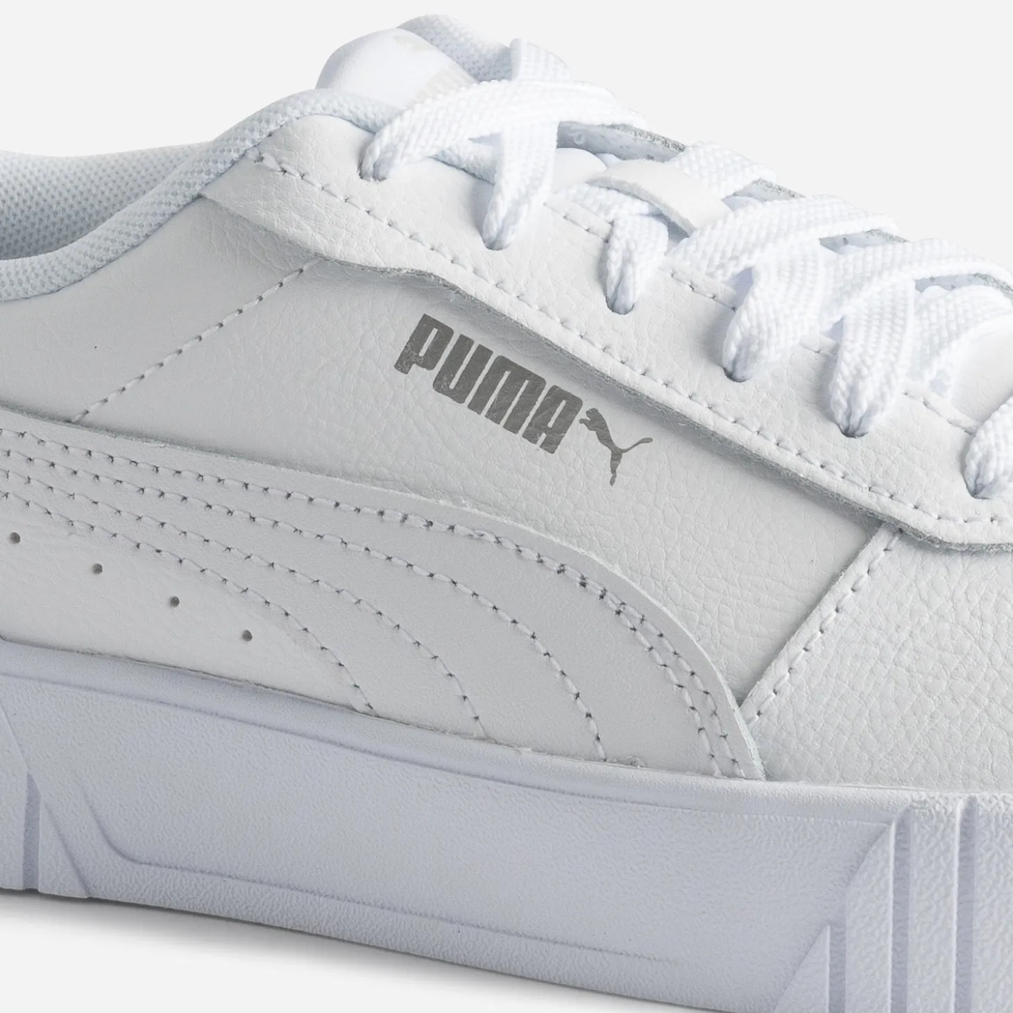 Tennis PUMA blanche à plateforme