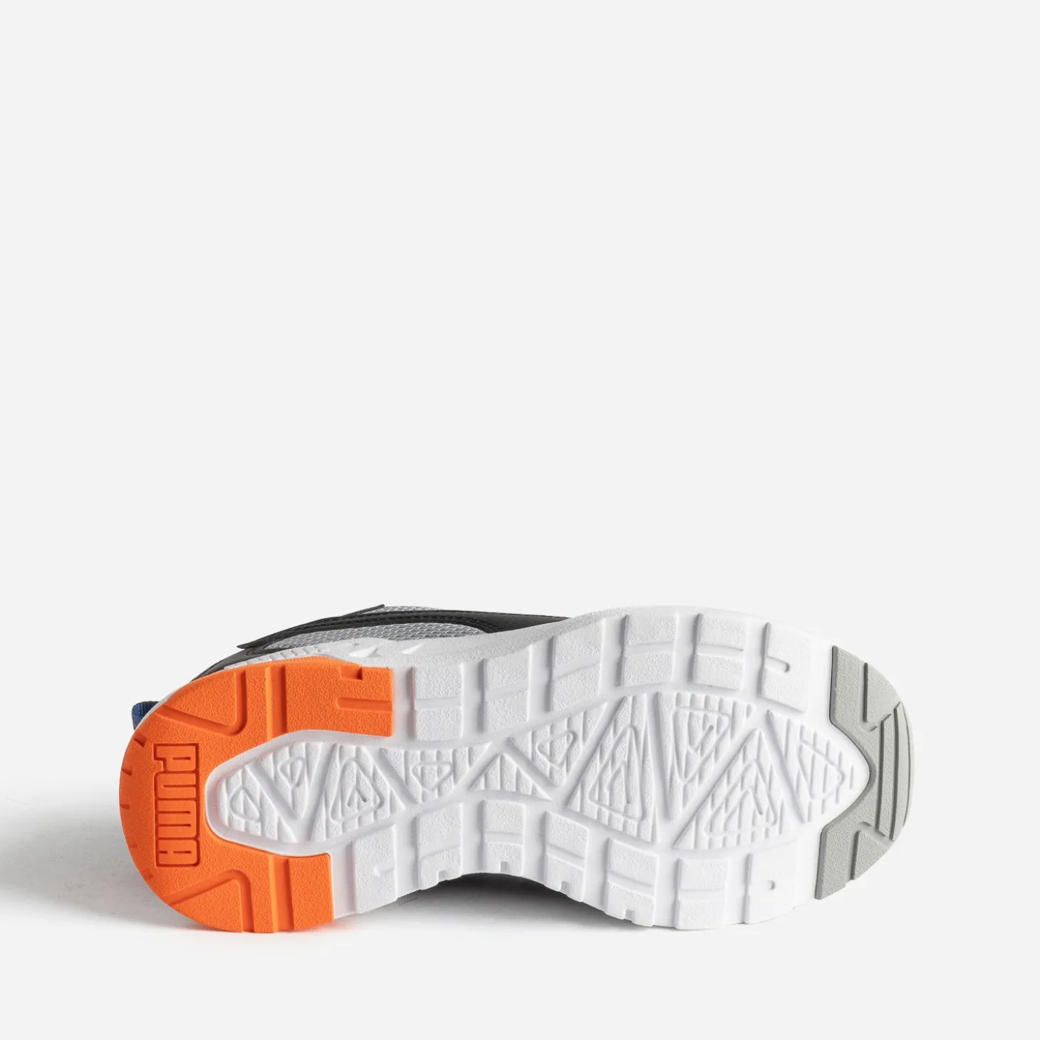 Tennis PUMA grise, noire, bleue, orange