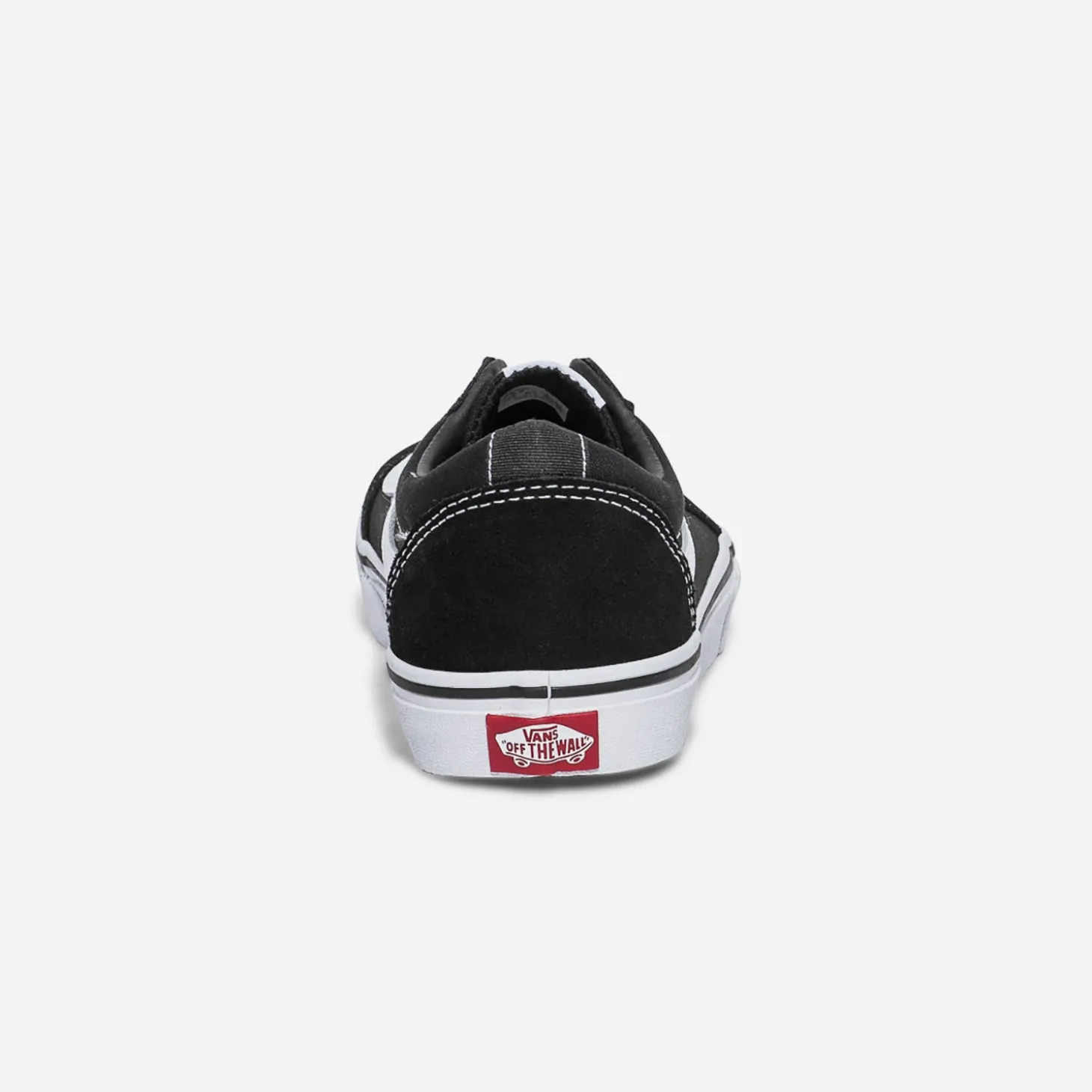 Tennis VANS noire en cuir velours