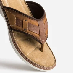 Tong camel en cuir